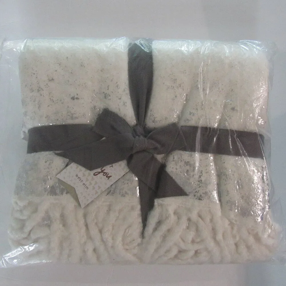 NWT West Elm Just For You Metallic Border Fringe Throw Blanket 50 X 70” Ivory